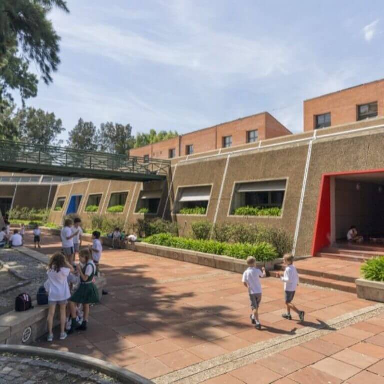 Infraestructura y ubicación | Goethe-Schule